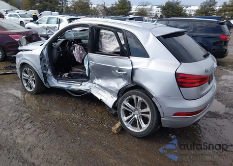 2015 Audi Q3 2.0T Premium Plus z USA, uszkodzony, nr VIN WA1GFCFSXFR006250